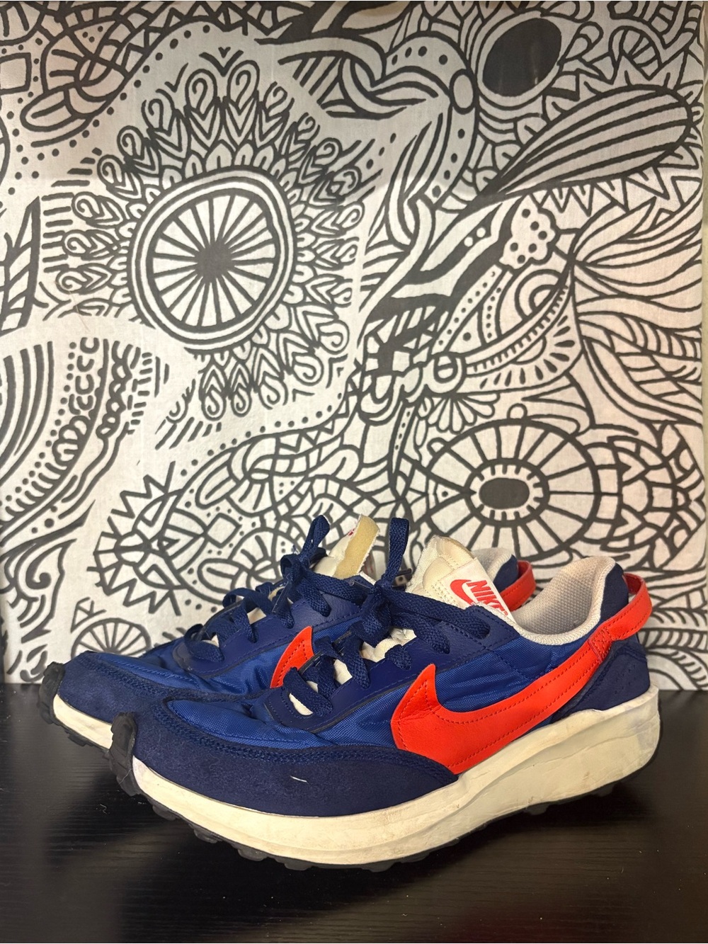 Nike women’s waffle debut retro sneaker